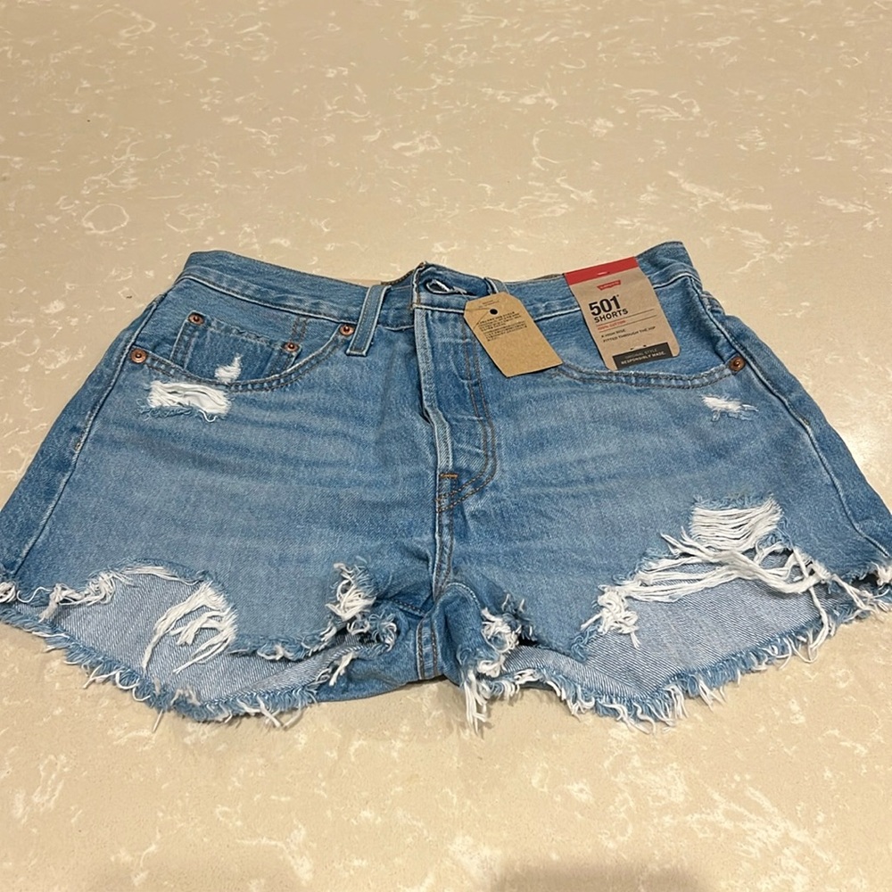 NWT Levi’s 501 Shorts